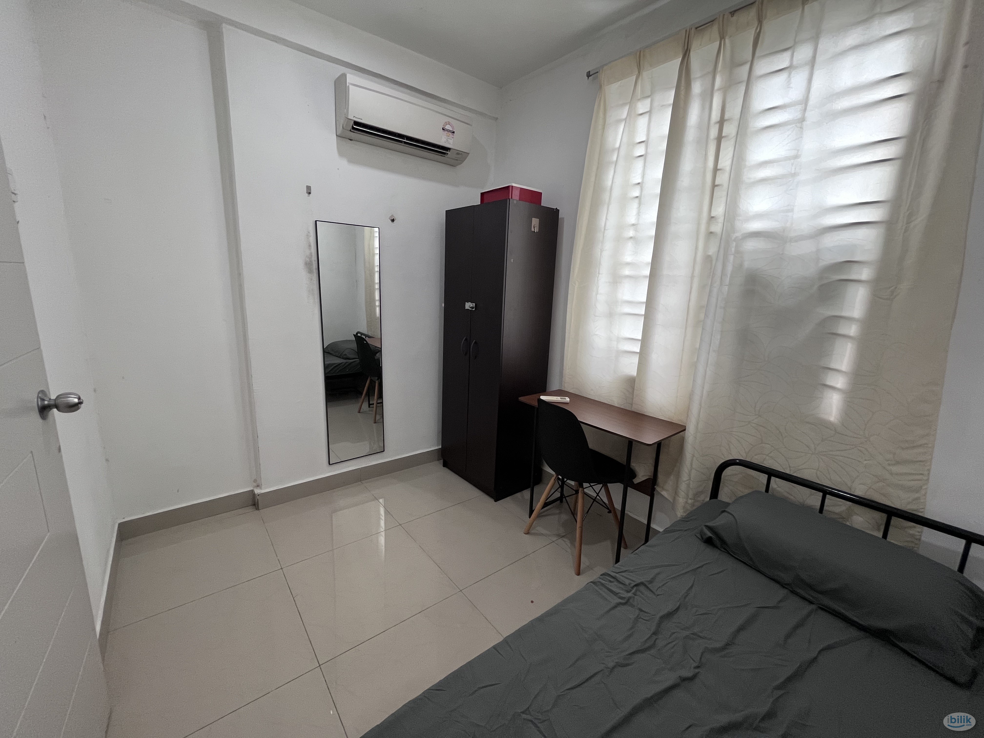 Single Room at Menara U2, Shah Alam - Image 2