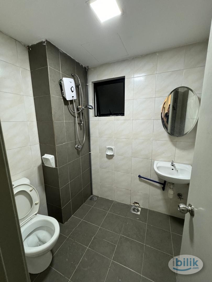 [3mins walk MRT] Female Master Room @ One Damansara, Damansara Damai MRT Sri Damansara Bandar Utama Desa Park - Image 3