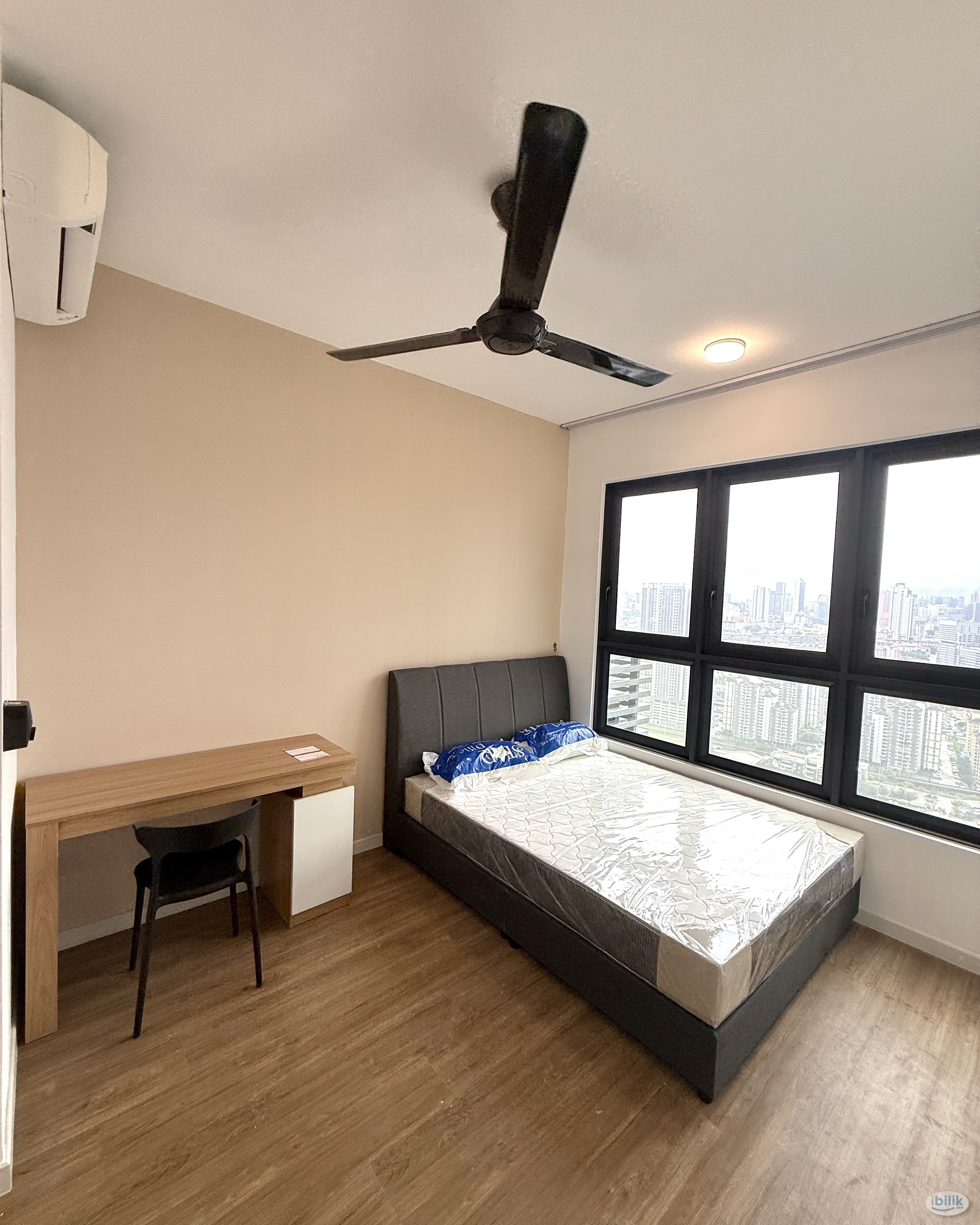 NEW FURNISHED UNIT✨5 MINS WALK TO MRT MALURI🚇Master Room, at M Vertica KL City Residences, Cheras - Image 1