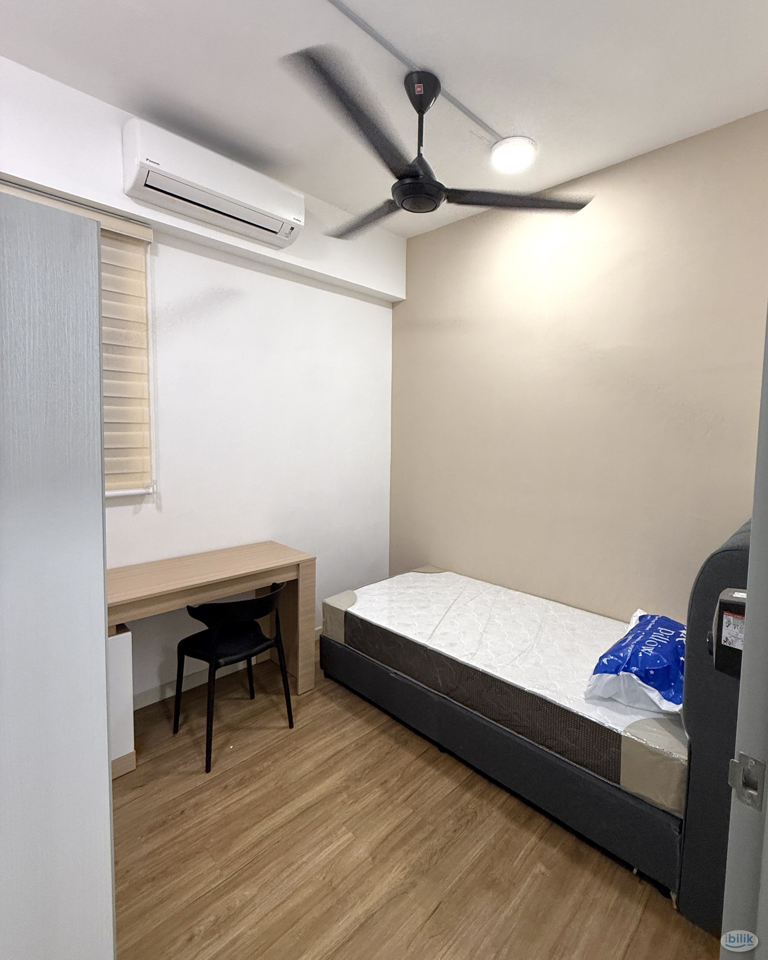5 MINS WALK TO MRT/LRT MALURI🚇NEW FURNISHED UNIT✨Single Room, at M Vertica KL City Residences, Cheras - Image 2