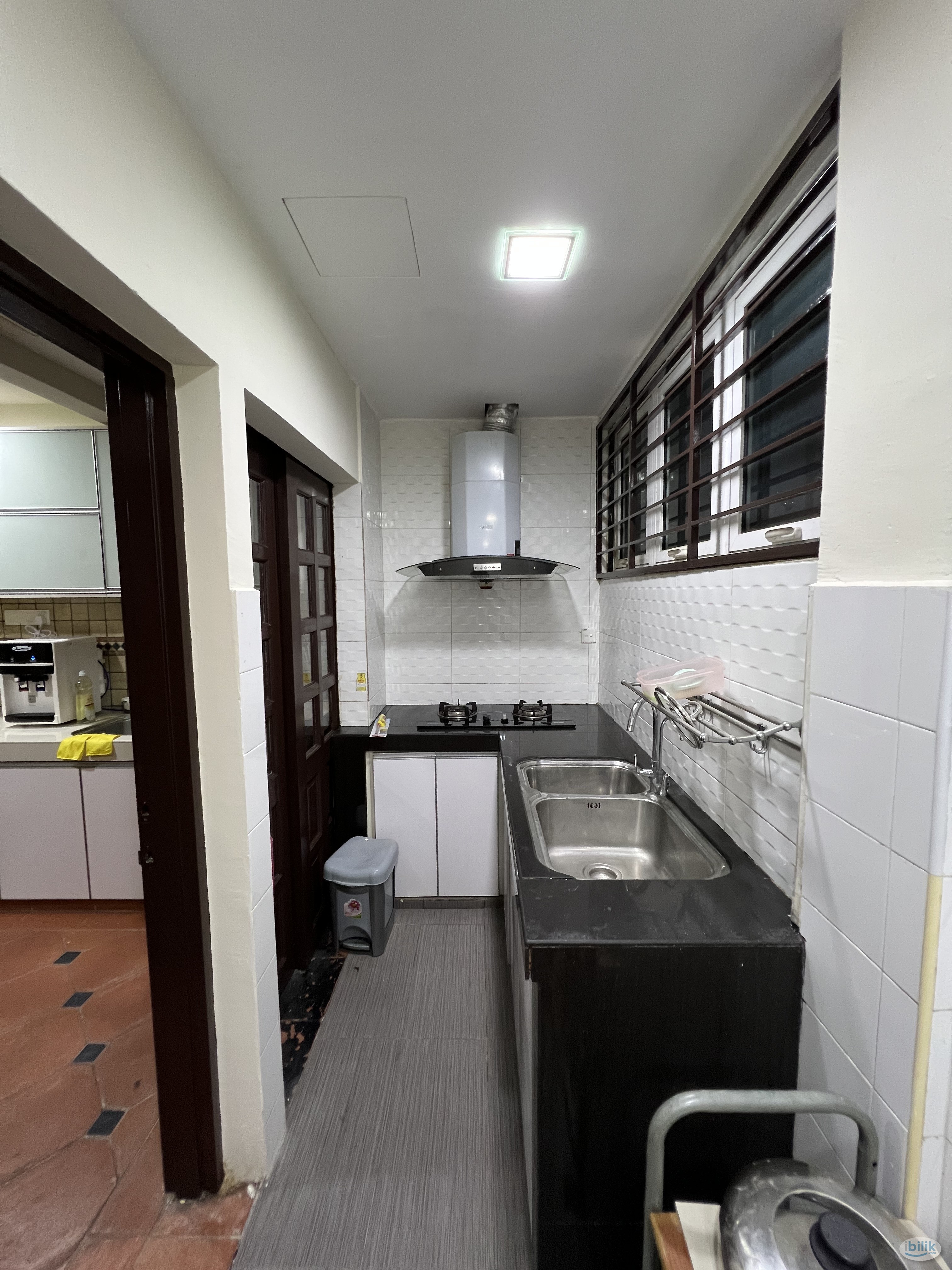 Master Room at PJS 9, Bandar Sunway - Image 4
