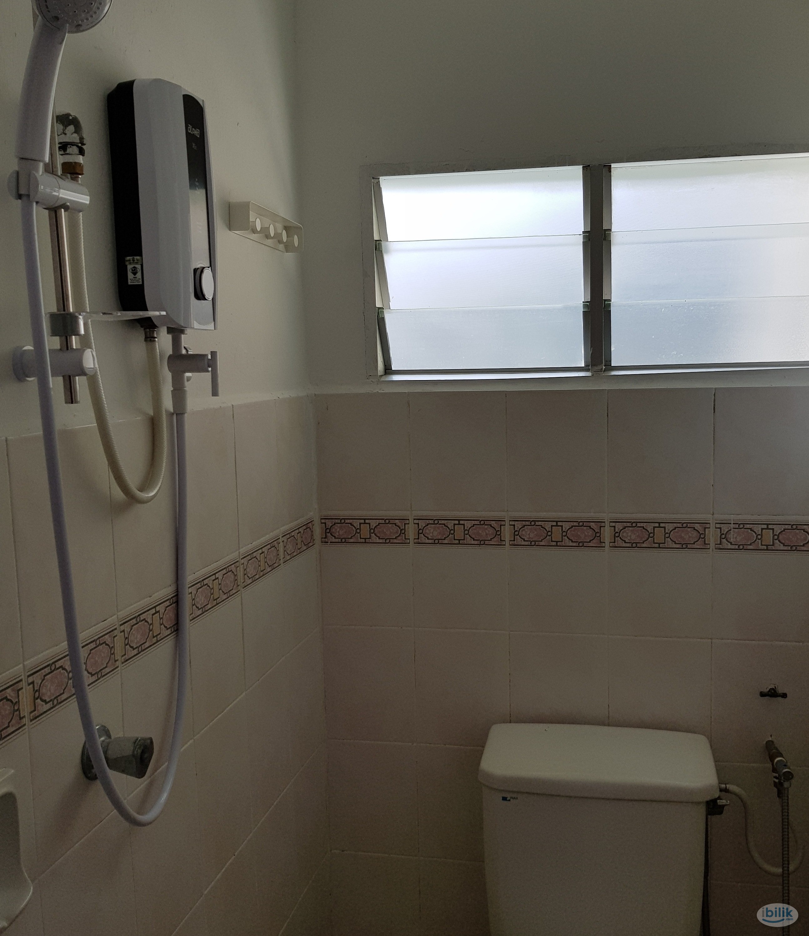 RAHMAH GUEST ROOM@TAMAN KRiSTAL ~ 💈BILIK LUAS, KEMAS, SEWA MURAH🌈 - Image 4