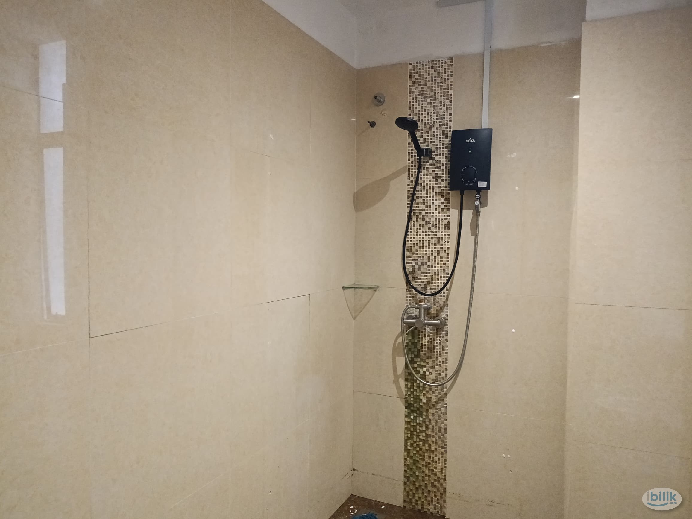 10 min to my town📌, 12 min to velocity private toilet 0 deposit 🔥fully furnished 🔥 - Image 5