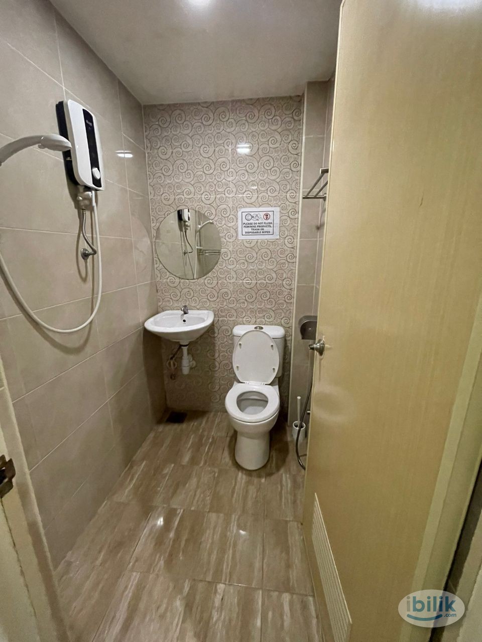 5 min walk to times square and lalaport✨🚀, 6 min walk to LRT hang tuah🚎✅ 0 deposit private bathroom 📍 - Image 4
