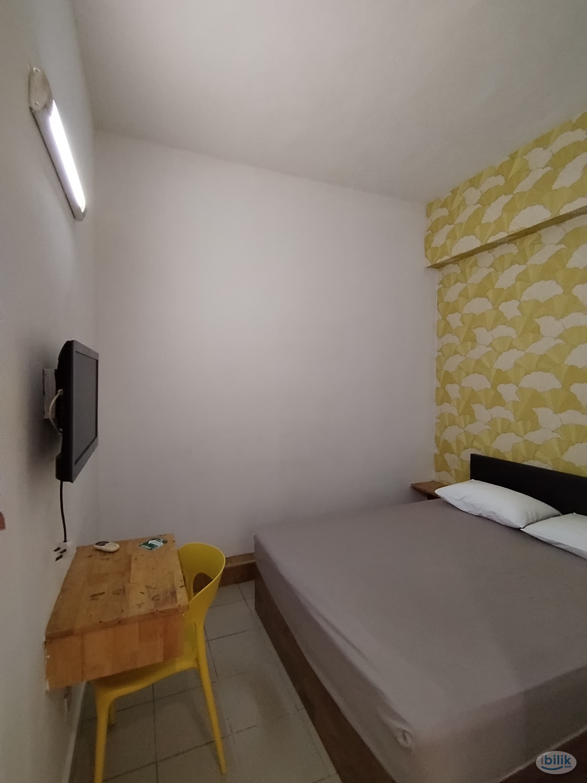 9 min walk to MRT stadium kajang🚎🚶, 2 min walk to Convinience store📍. 0 deposit private bathroom  ✨✅ - Image 2