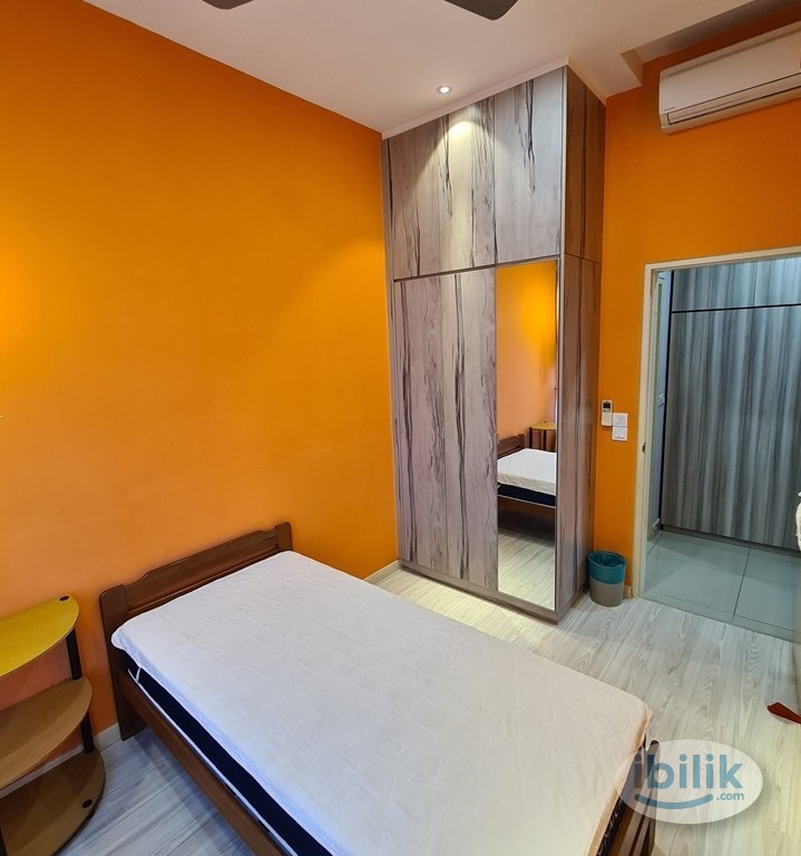 Single Room at Lakeville Residence, Jalan Ipoh - Image 1