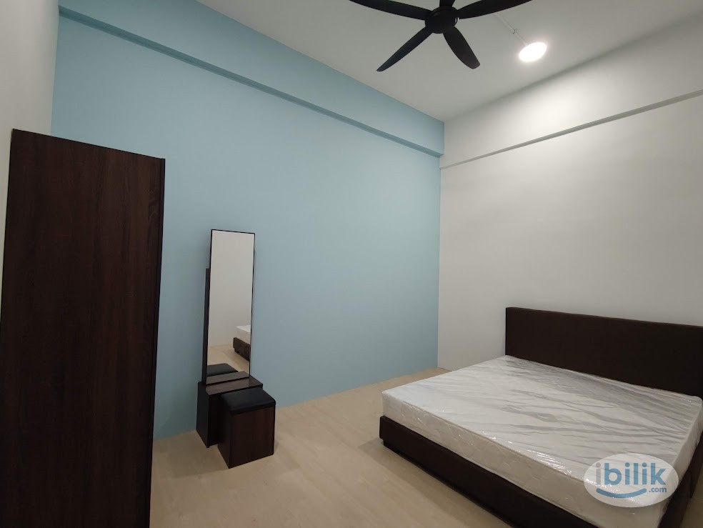 Furnish AC Room at Taman Century Garden, Johor Bahru - Image 2
