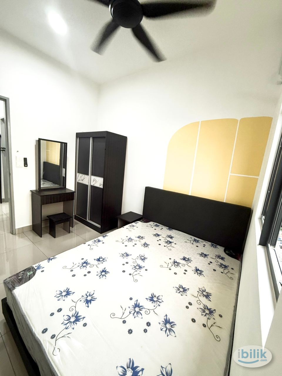 Middle Room at Minest Residence, Sentul - Image 2