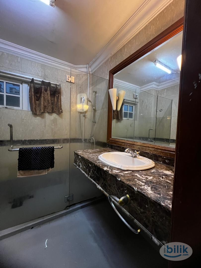 MASTER ROOM , BANDAR PUCHONG JAYA, TO RENT, ZERO DEPOSIT - Image 1