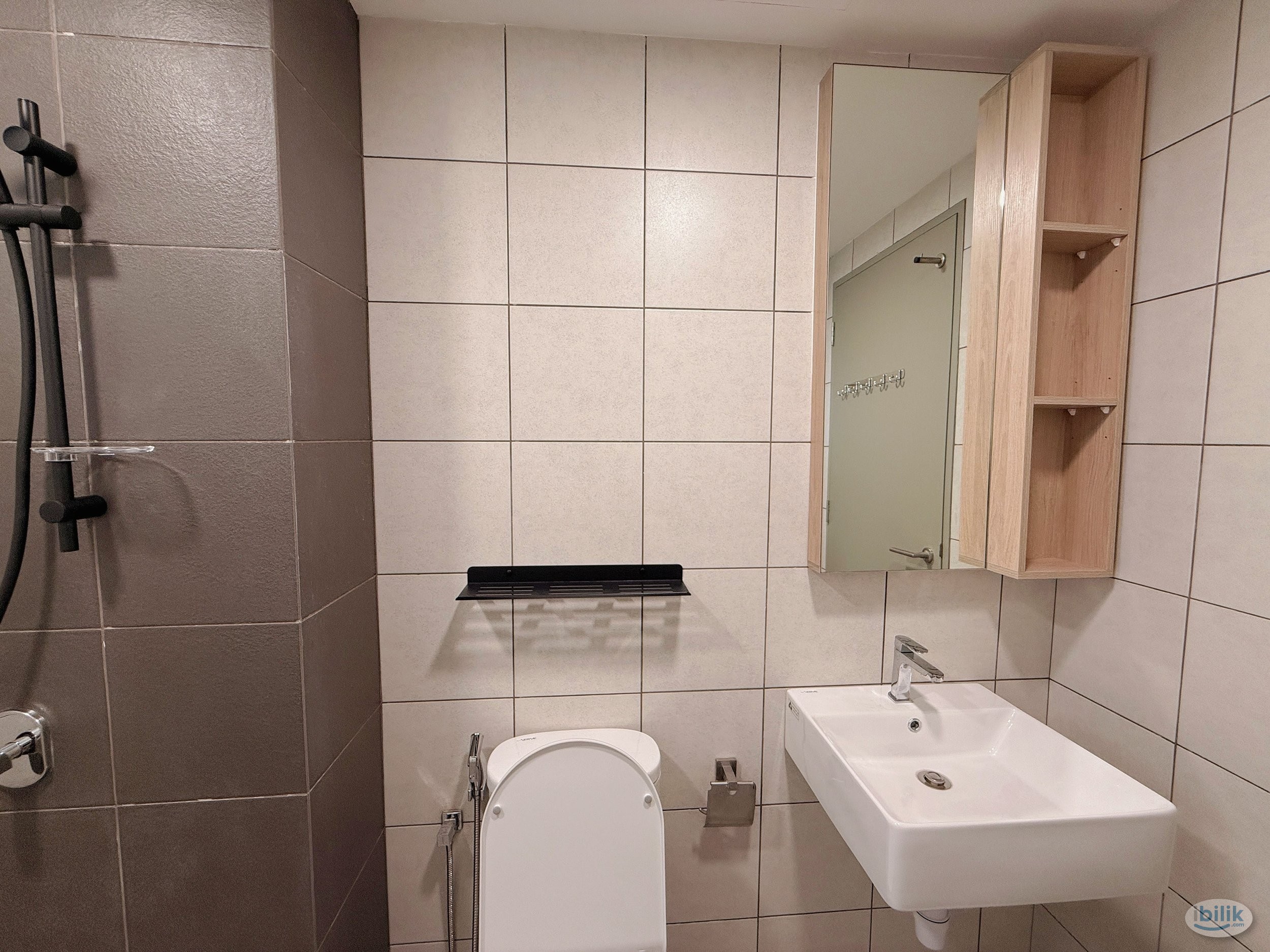 Fully Furnished Master Room in Petaling Jaya For Rent - Image 2