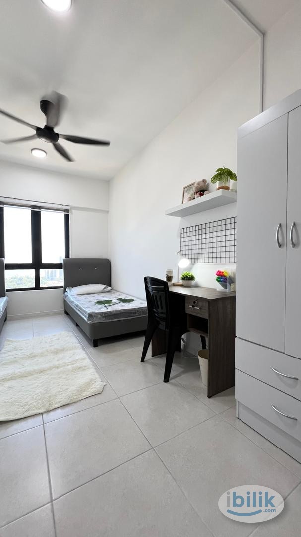 Female Unit - Master Room | available move in immediately | - Image 1