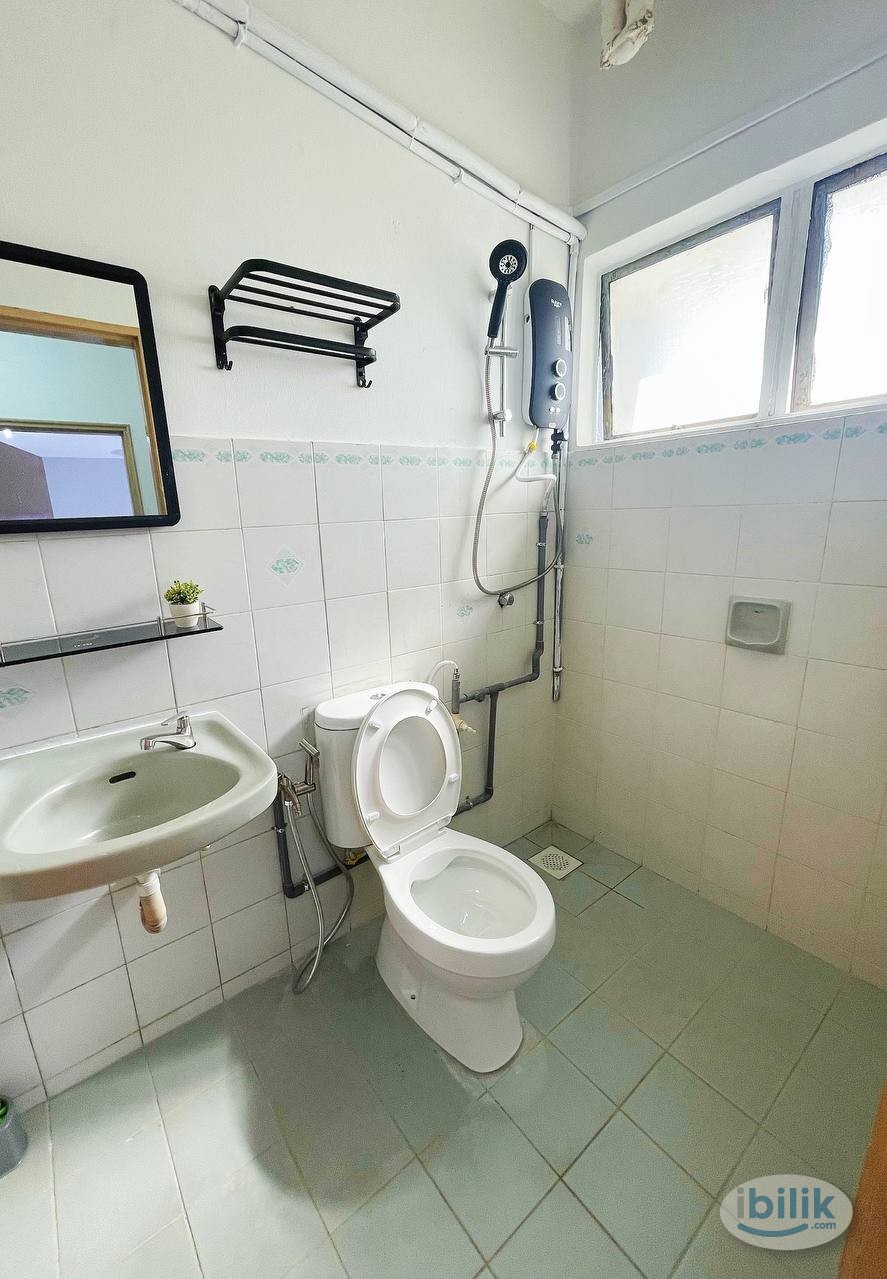 Single Room at De Tropicana, Kuchai Lama - Image 3