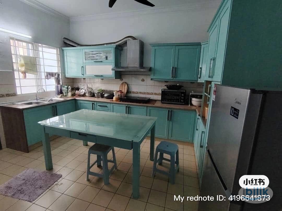 Middle Room at Taman Sri Bahtera, Cheras - Image 4