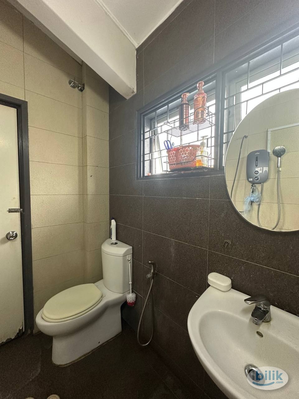 [10mit to Mid Valley / Menara UOA Bangsar / Bangsar South | Zero deposit ] ❤️‍🔥 Aircon Middle Room di Bangsar‼️ - Image 4