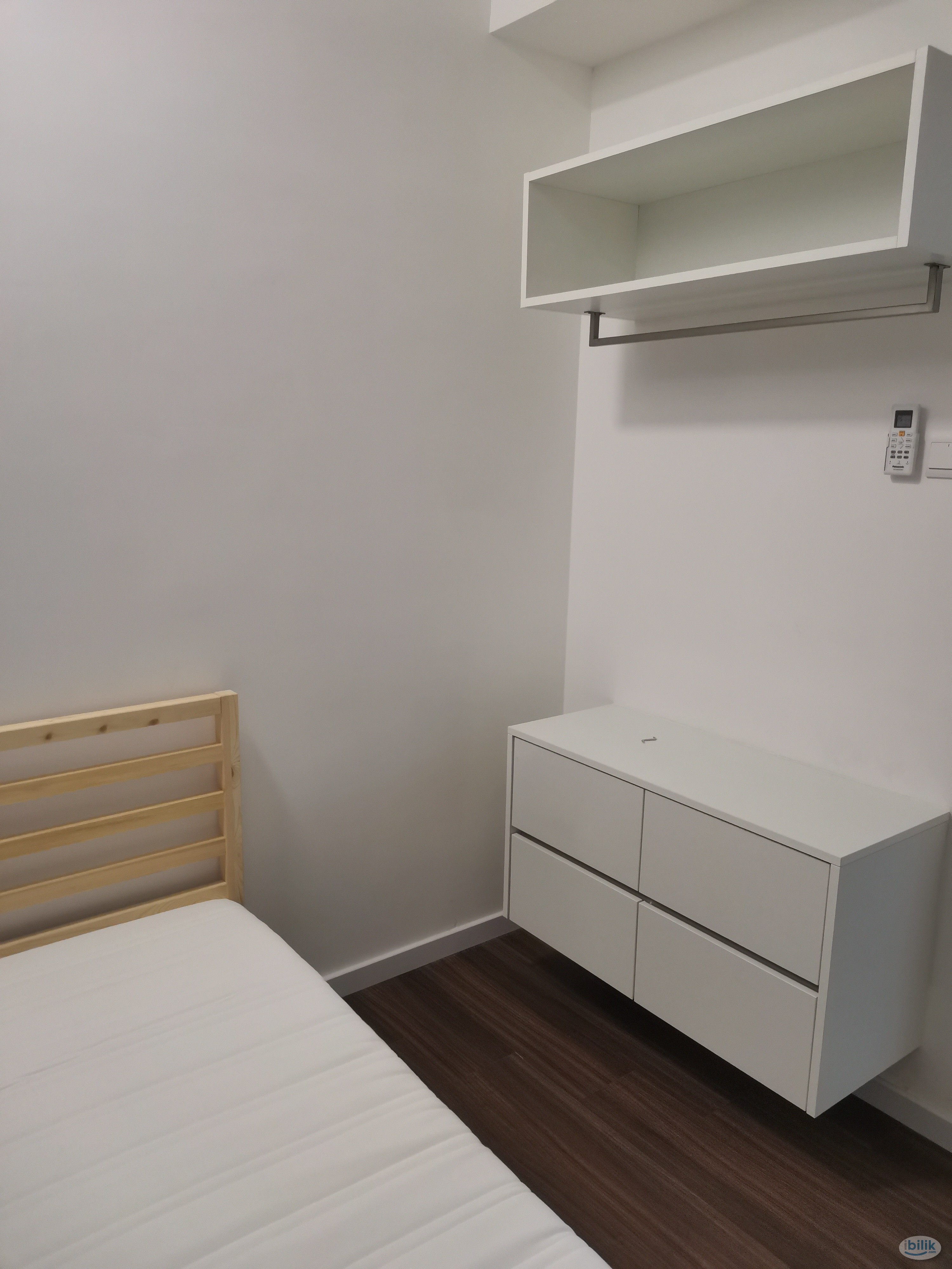 Vertu Resort Condo Aircond Single room include utilities share bathroom MIX GENDER - Image 2