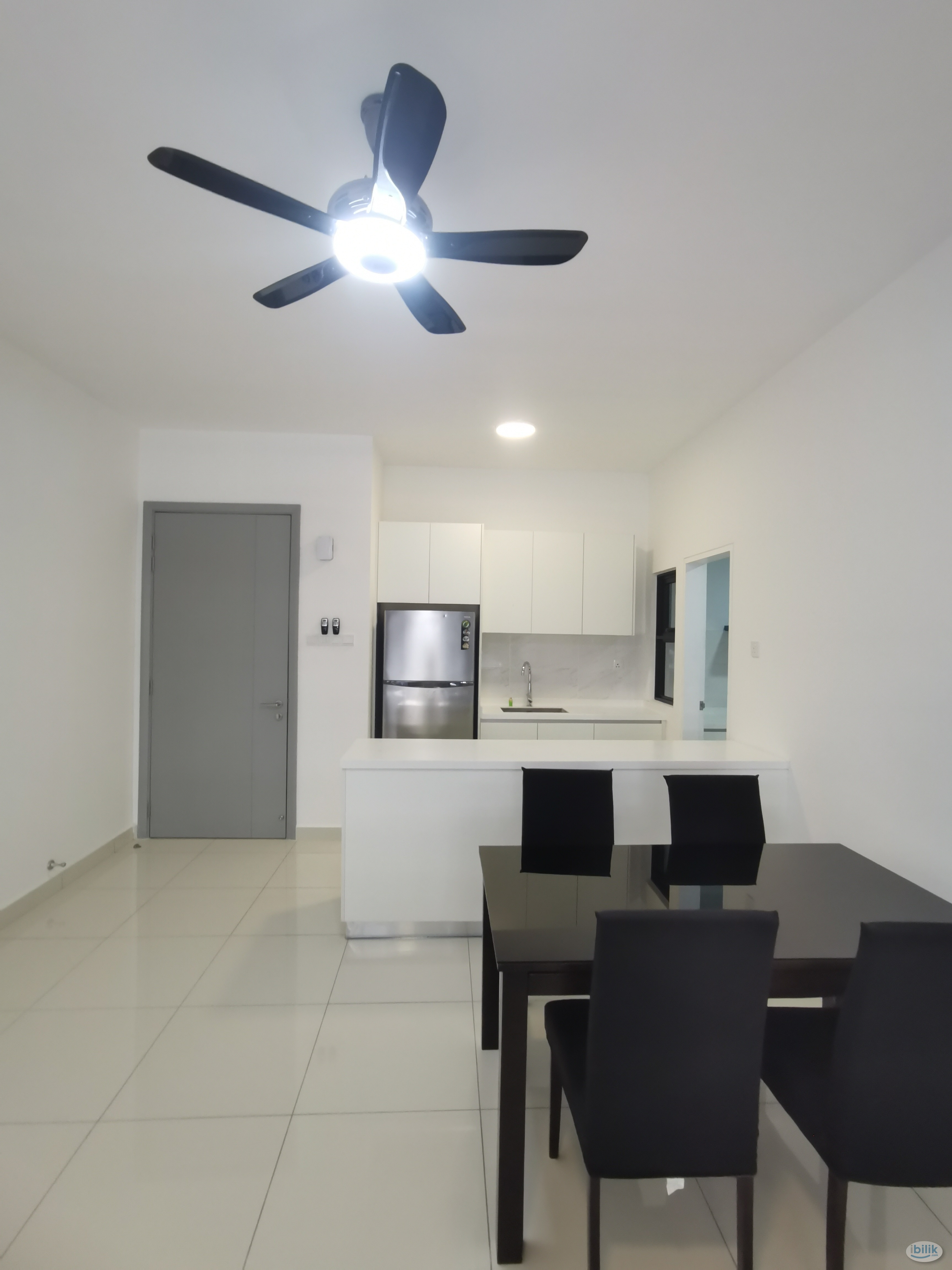 Vertu Resort Condo Aircond Single room include utilities share bathroom MIX GENDER - Image 3