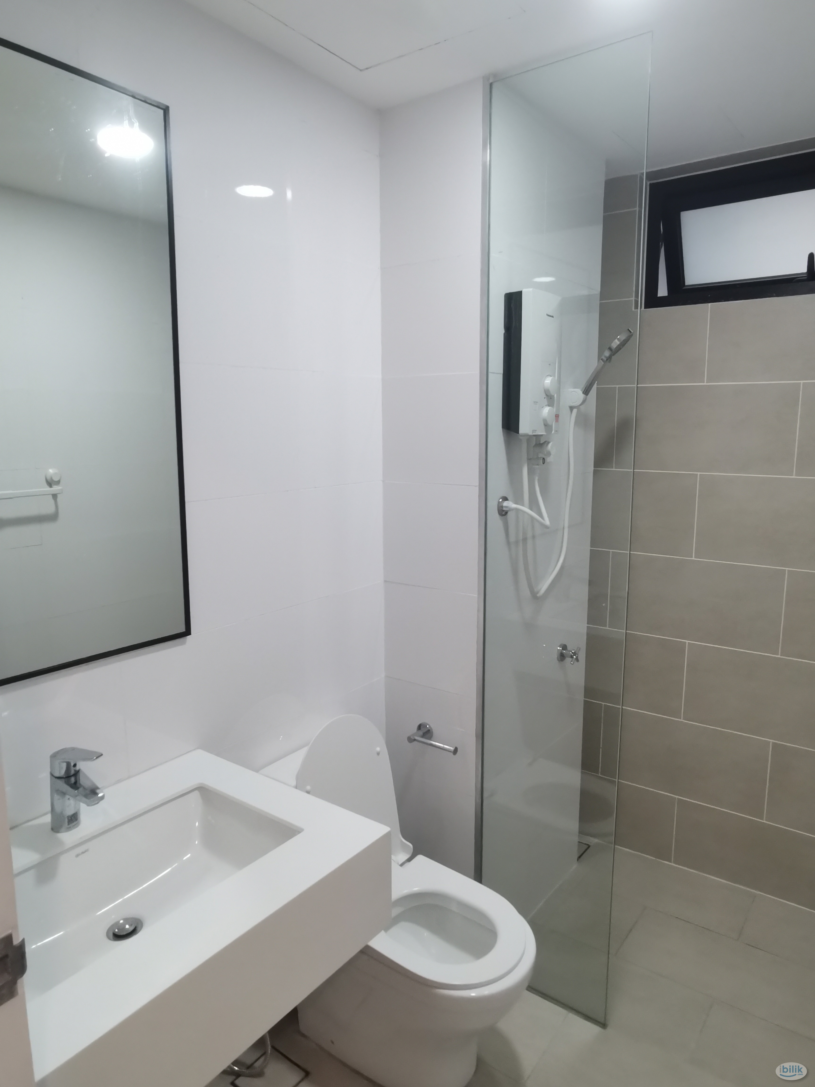 Vertu Resort Condo Aircond Single room include utilities share bathroom MIX GENDER - Image 4