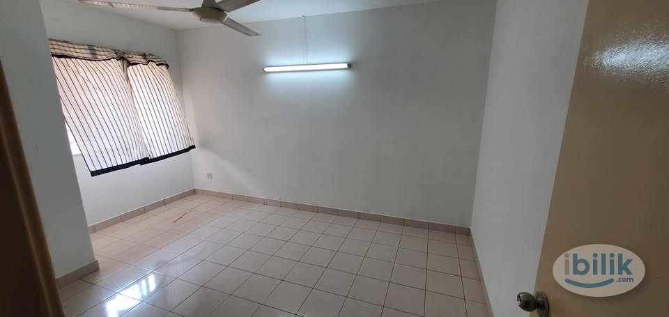 RM450 - Taman Equine Room for Rent - Image 1