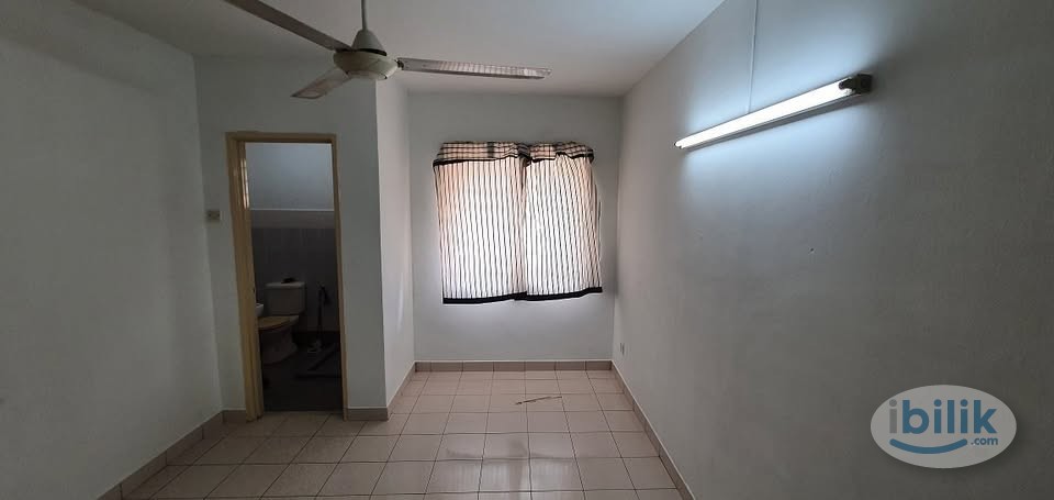 RM450 - Taman Equine Room for Rent - Image 2