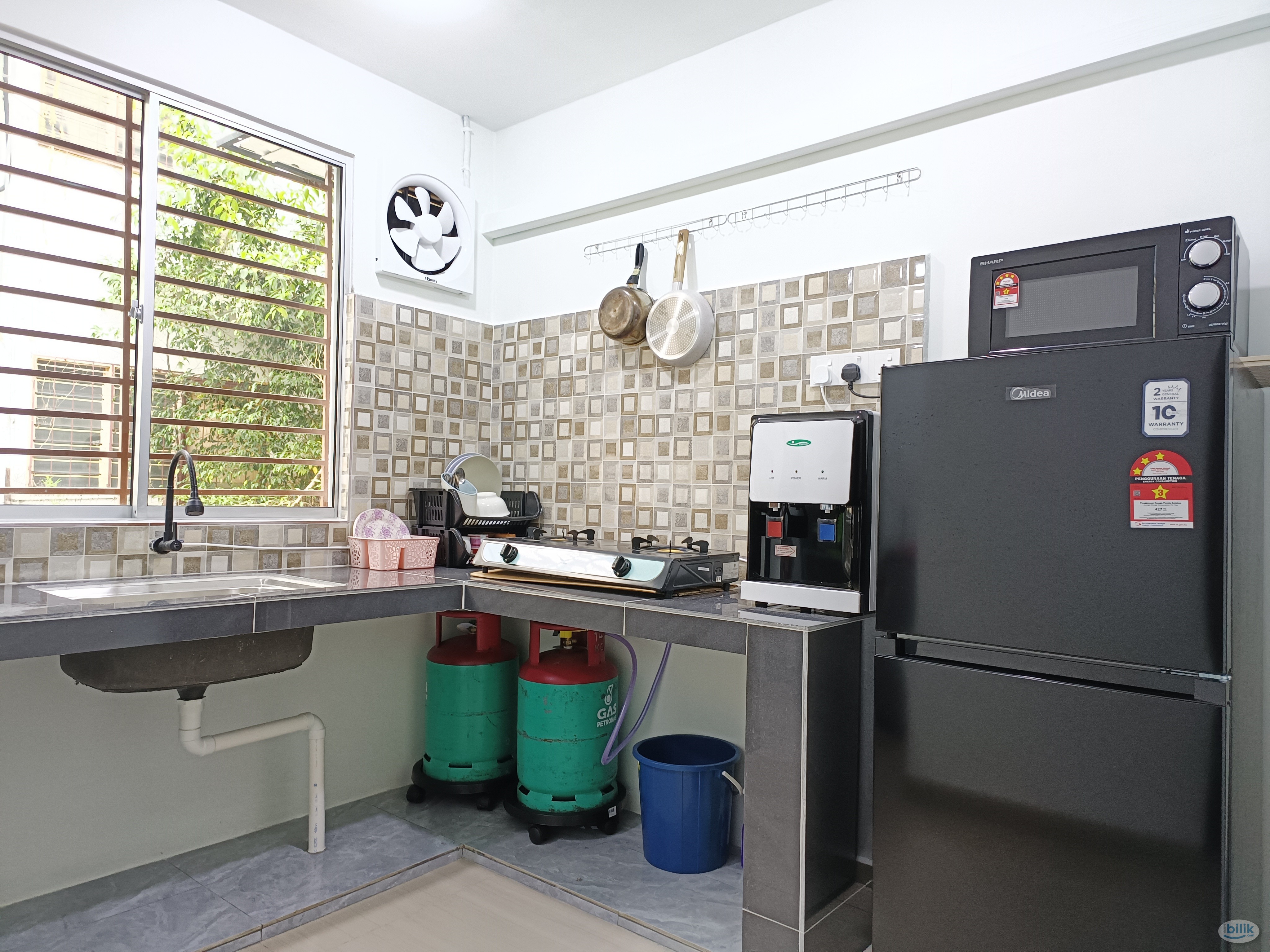 Newly Renovated Master Bedroom For Rent at PJS 11/12 - Daily Cleaner+Private Bathroom - Image 2