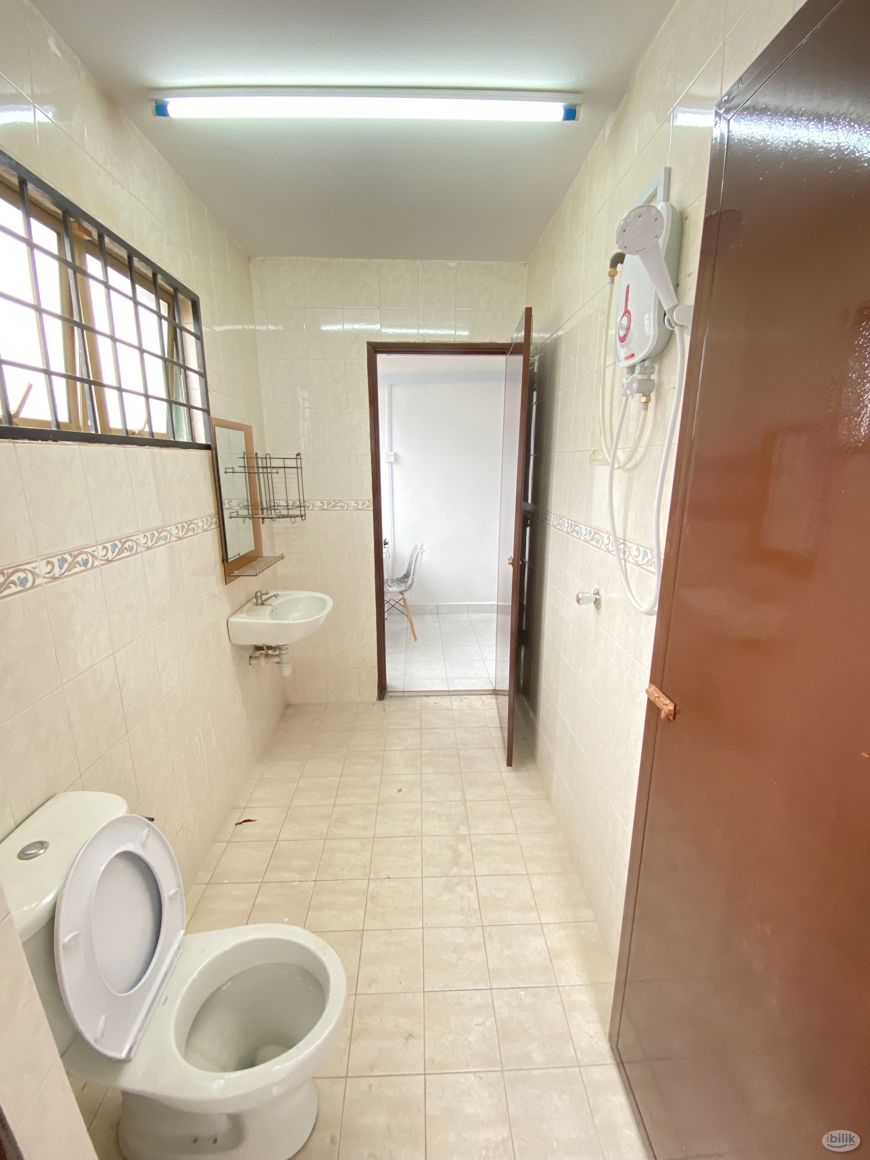 Fully furnished Middle Room at Bandar Puchong Jaya, Puchong - Image 2
