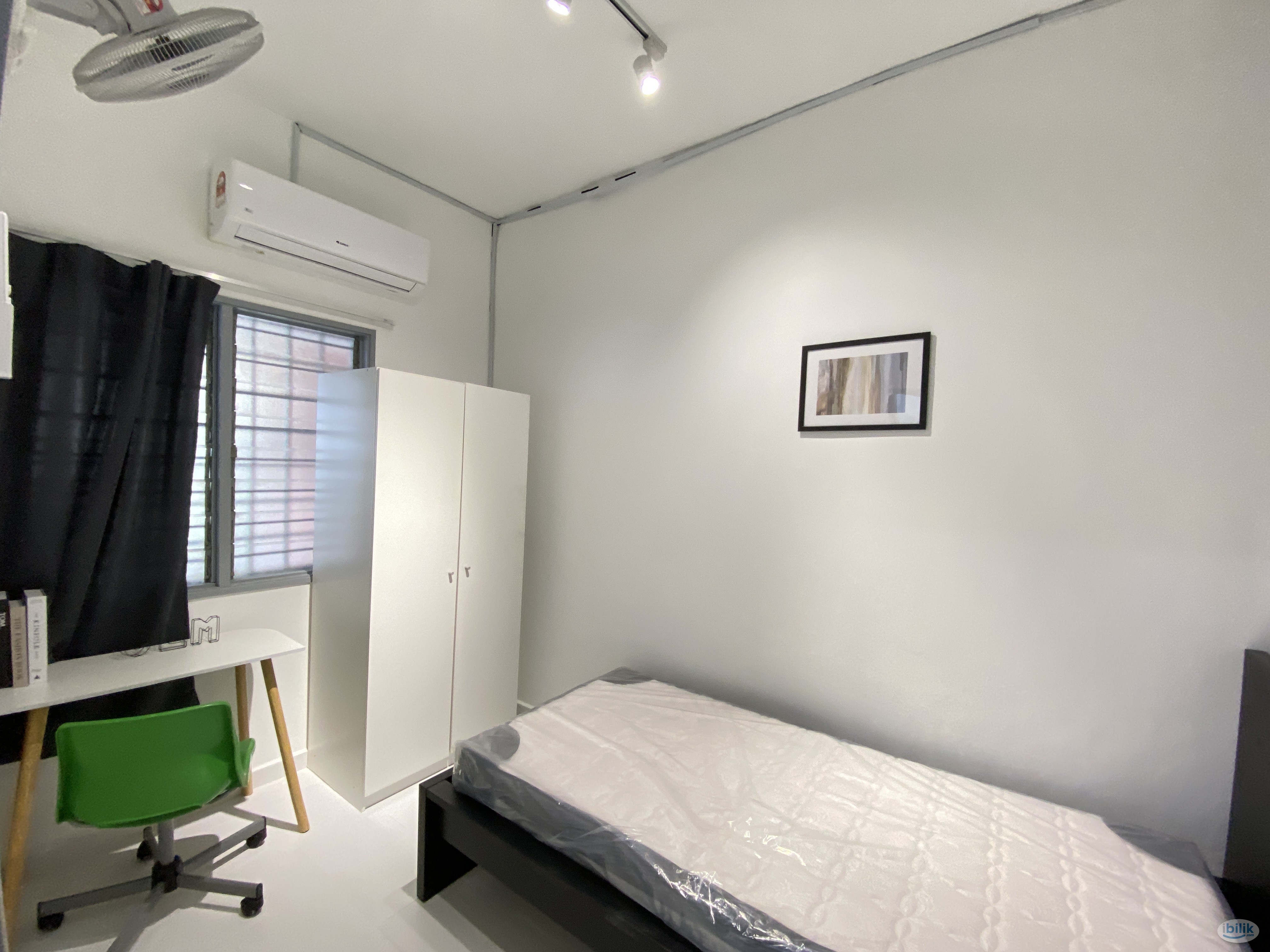 Fully Furnished Single Room at Bandar Puteri Puchong, Puchong Near Setiawalk and PFCC - Image 1