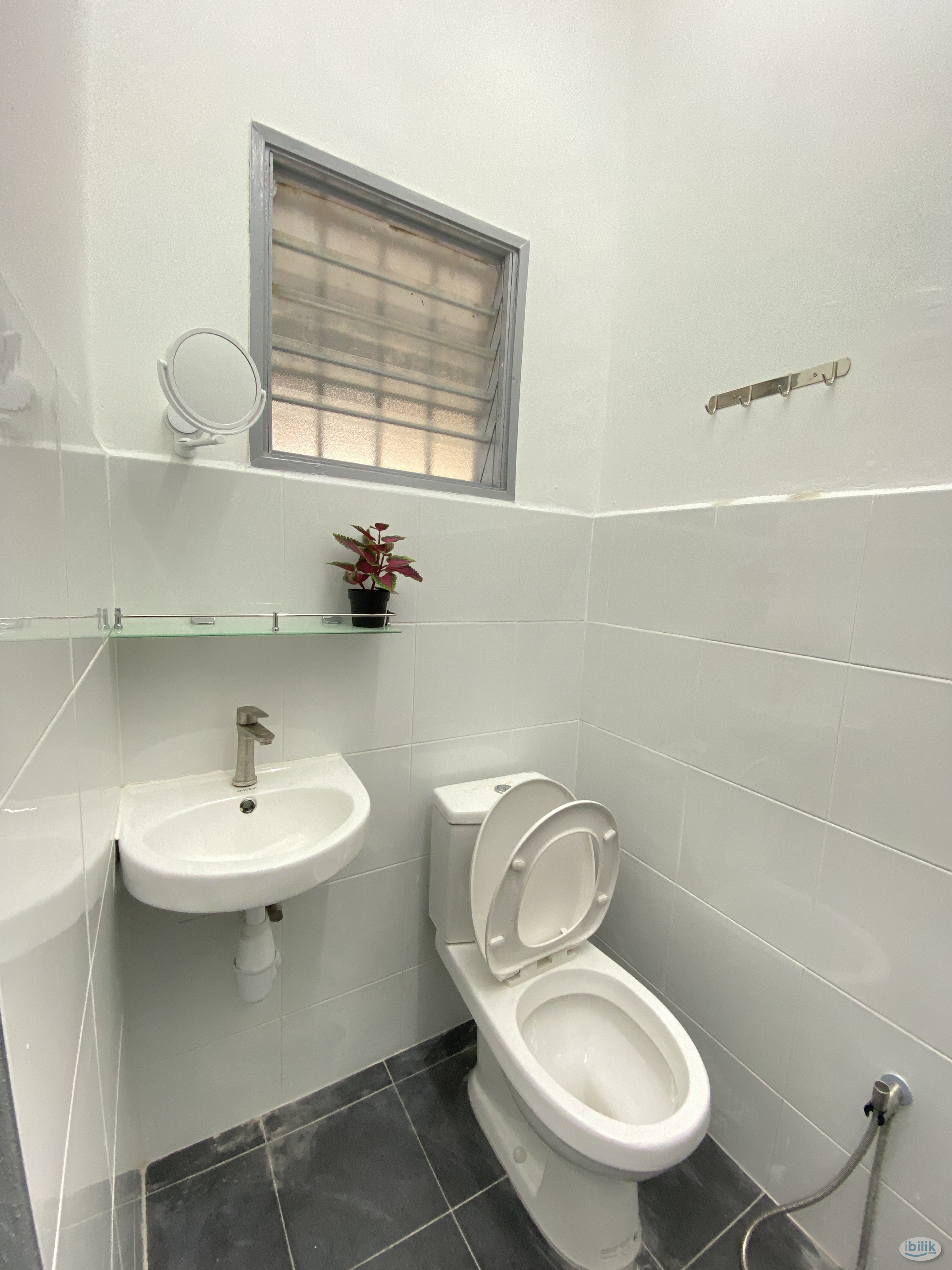 Fully Furnished Single Room at Bandar Puteri Puchong, Puchong Near Setiawalk and PFCC - Image 3