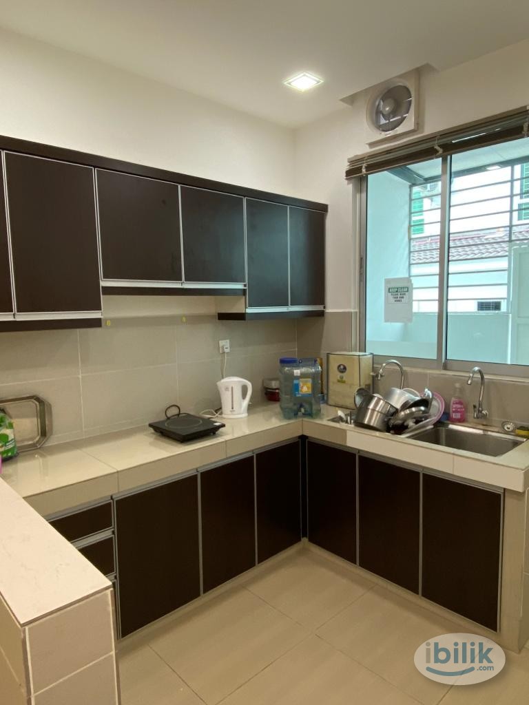 Fully Furnished Middle Room at Bandar Enstek, Nilai - Image 4