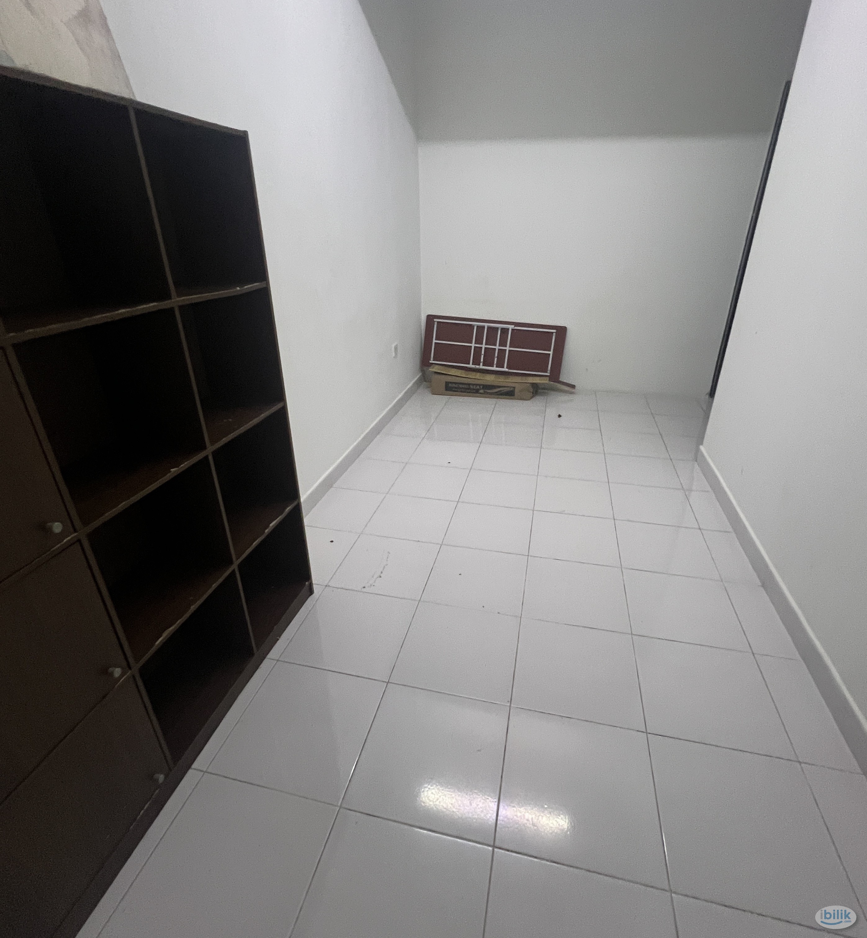 Master Room at Cyberia Crescent 1, Cyberjaya - Image 3