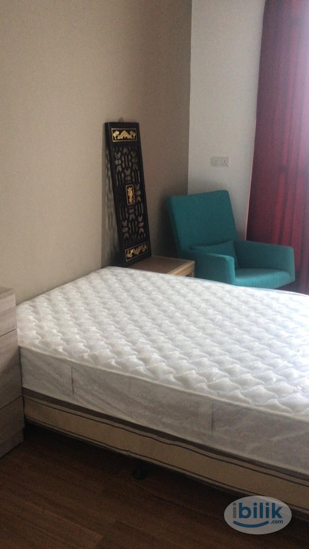 Middle Room FREE Utility and WIFI, Walking distance BRT at Impian Meridian, Subang Jaya. - Image 1