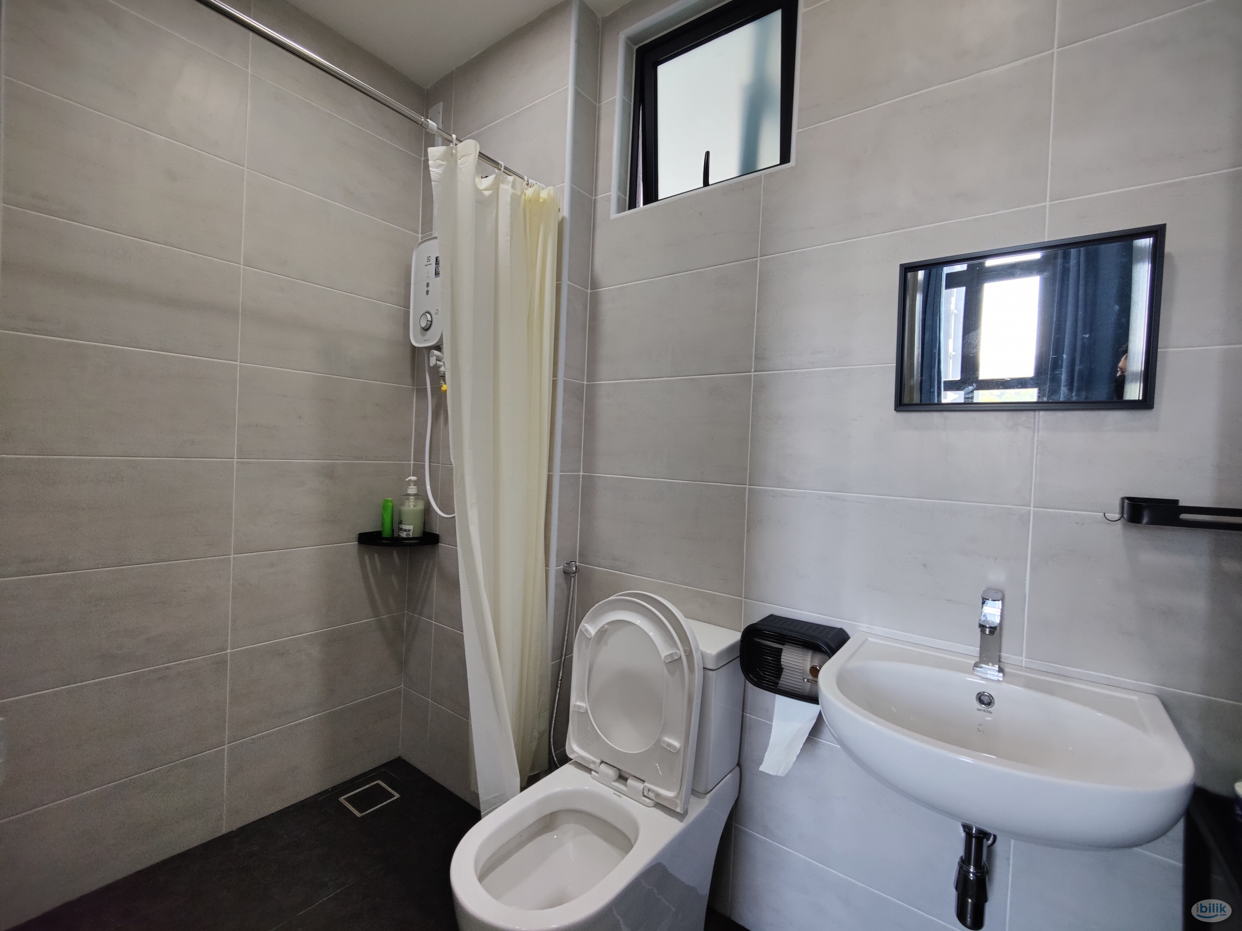 Nice B11 Parkland Residence Cheras South Master Bedroom,Female Unit,Walking Distance To MRT Batu 11 only few steps - Image 4