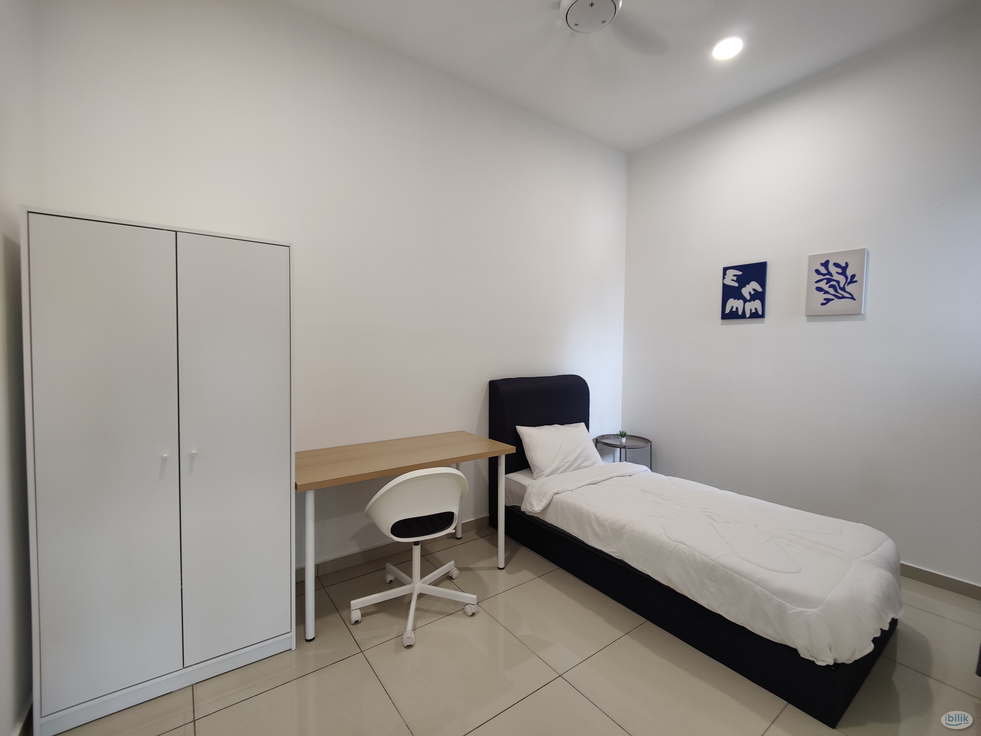 Cozy B11 Parkland Residence Cheras South Single Bedroom,Female Unit,Walking Distance To MRT Batu 11 only few steps - Image 1
