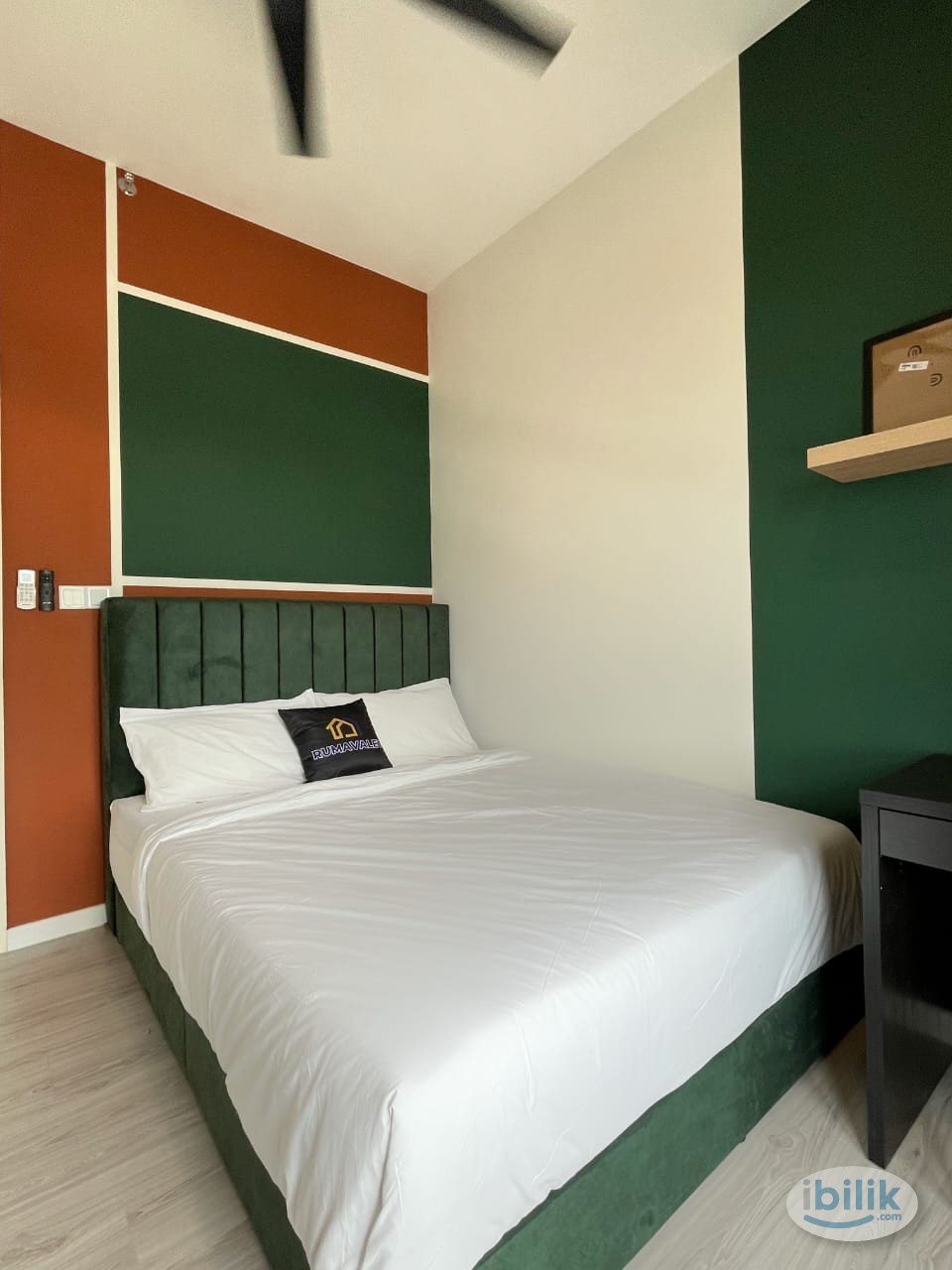 Middle Room at Meta Residences Putra Permai, Seri Kembangan - Image 3