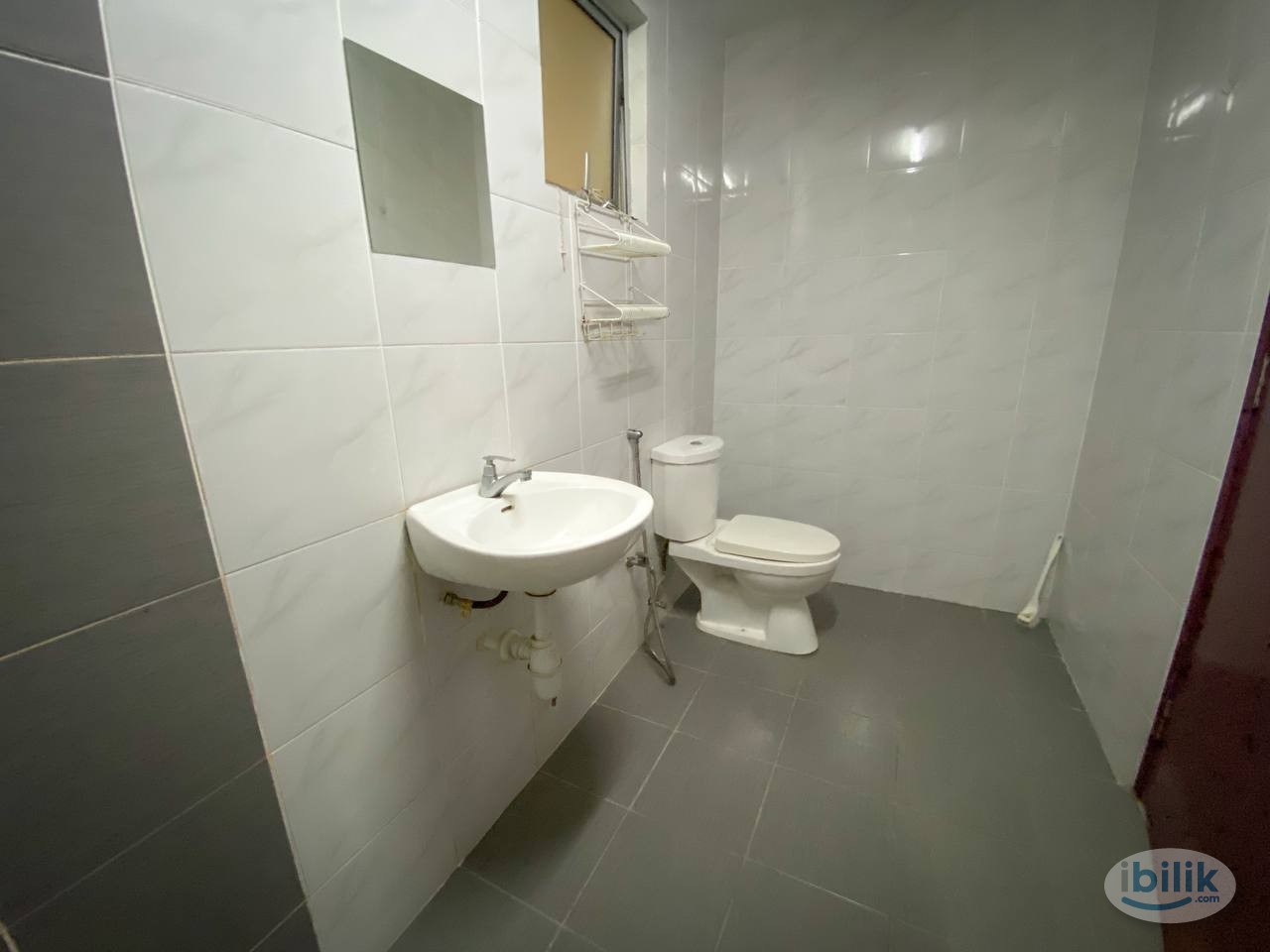 Master Room | Larai Apartment | Putrajaya - Image 3