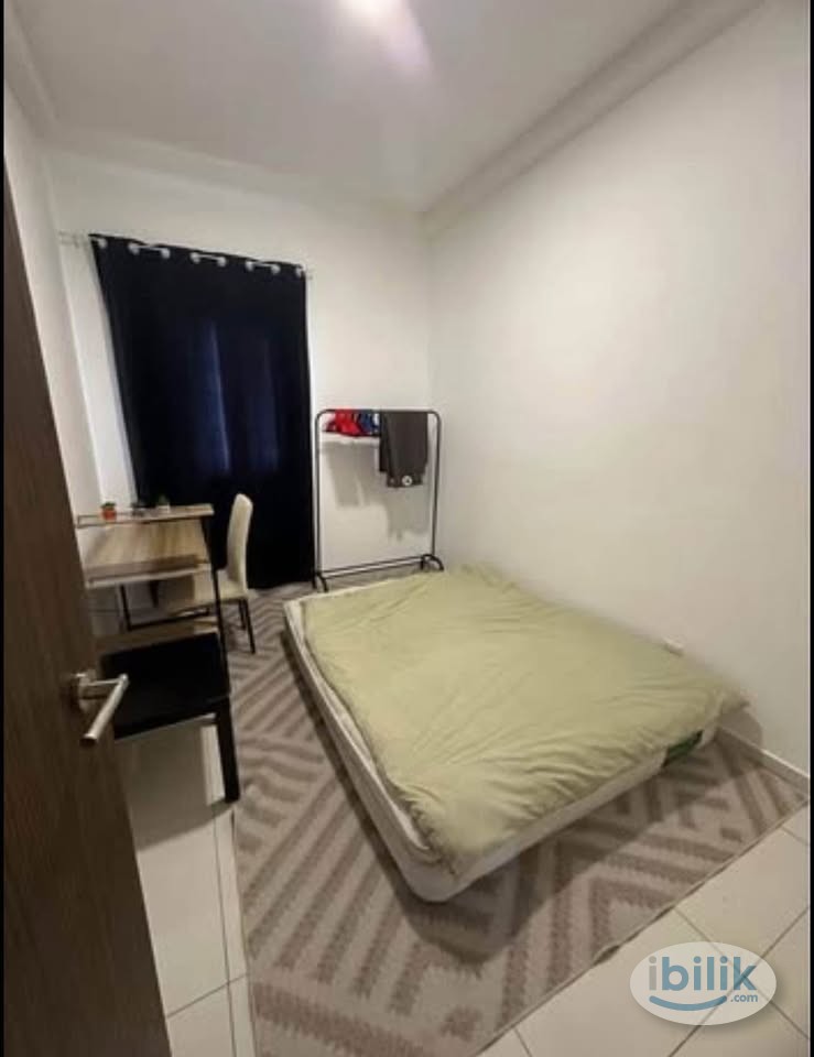 Middle Room for rent in May 01 (Block B - high floor) - Image 1