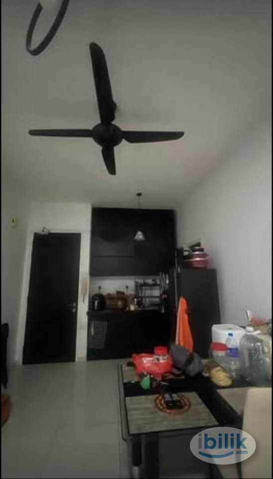 Middle Room for rent in May 01 (Block B - high floor) - Image 3