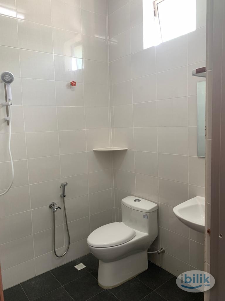 Middle room for rent at Alor Setar - Image 4