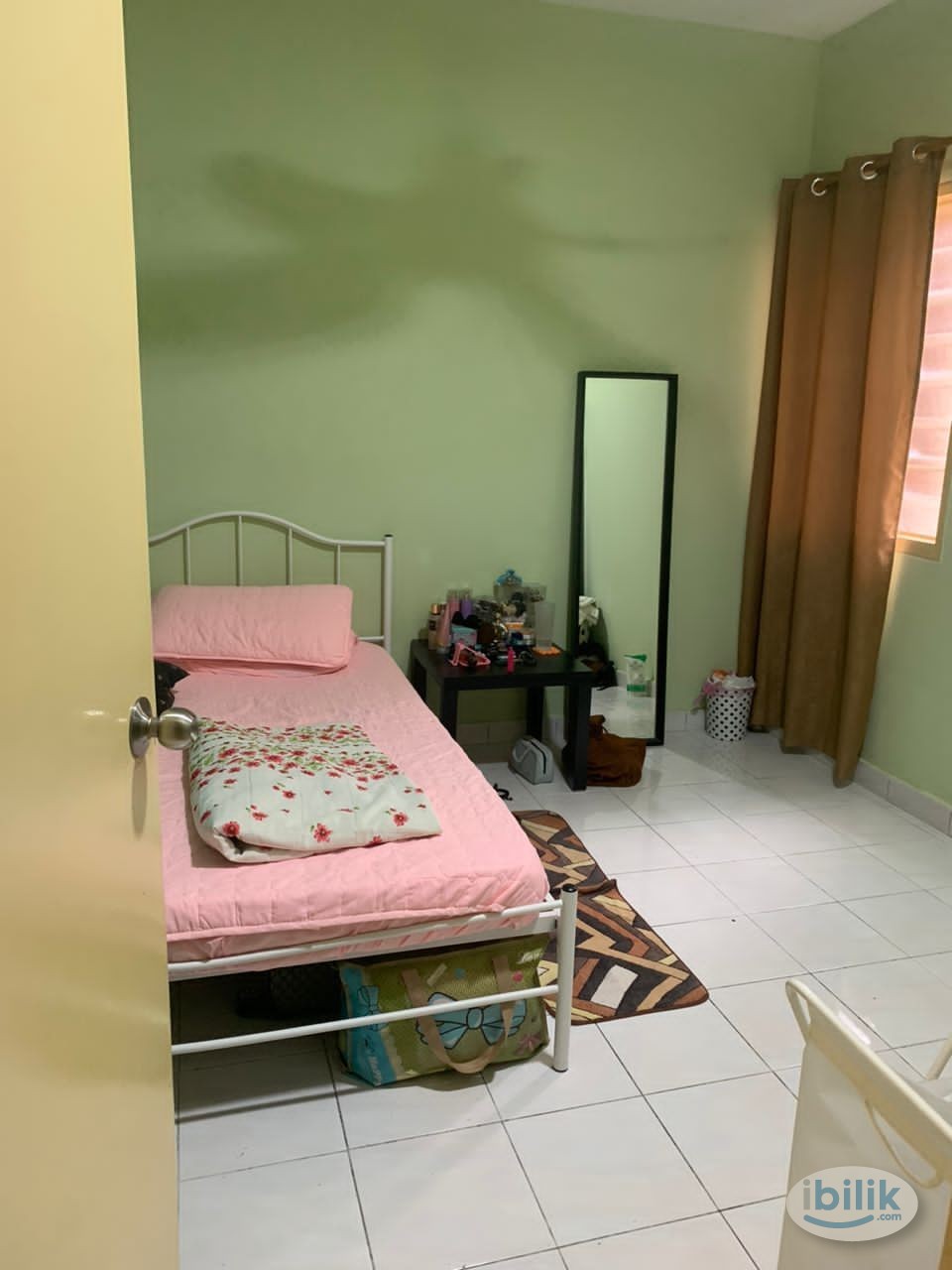 Middle Room at Bandar Sri Permaisuri, Cheras - Image 3