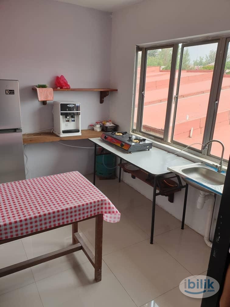 Single Room at Bukit Rahman Putra, Sungai Buloh Beside SM Mall ( The Store ) - Image 4