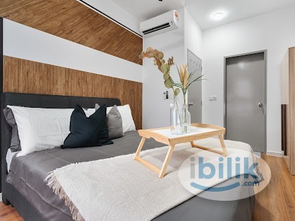 Exclusive Fully Furnished Master Room with PRIVATE Bathroom, Walking Distance LRT MRT - Image 1