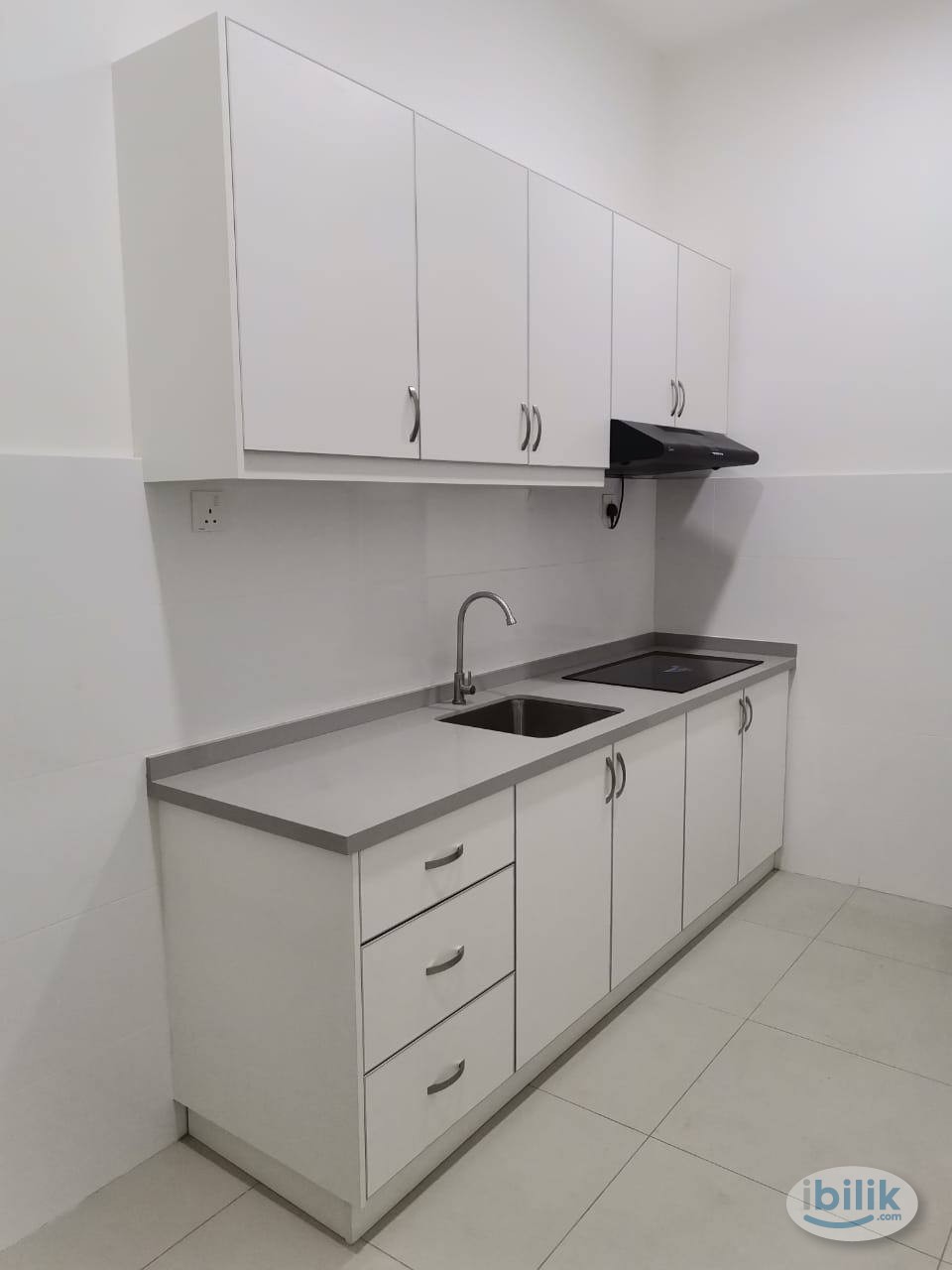 Single Room at Bandar Sunway, condo D'Seven Bandar Sunway - Image 1