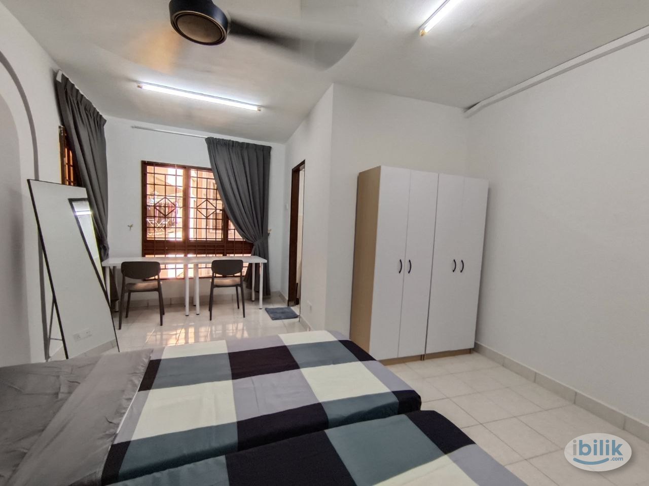 Middle Room at Palm Spring, Kota Damansara - Image 2