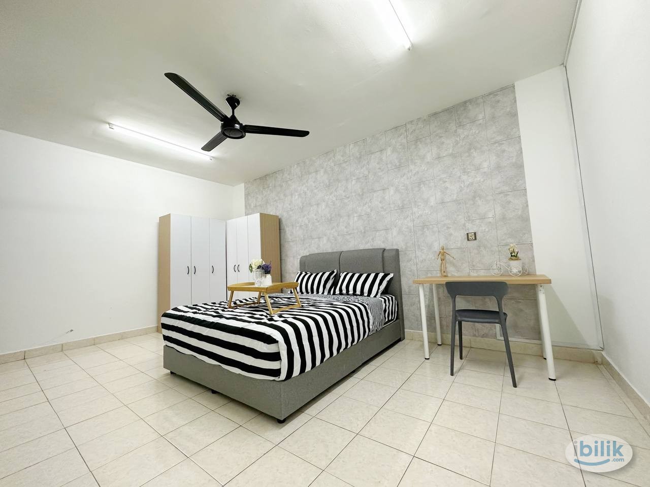 Middle Room at Palm Spring, Kota Damansara - Image 3