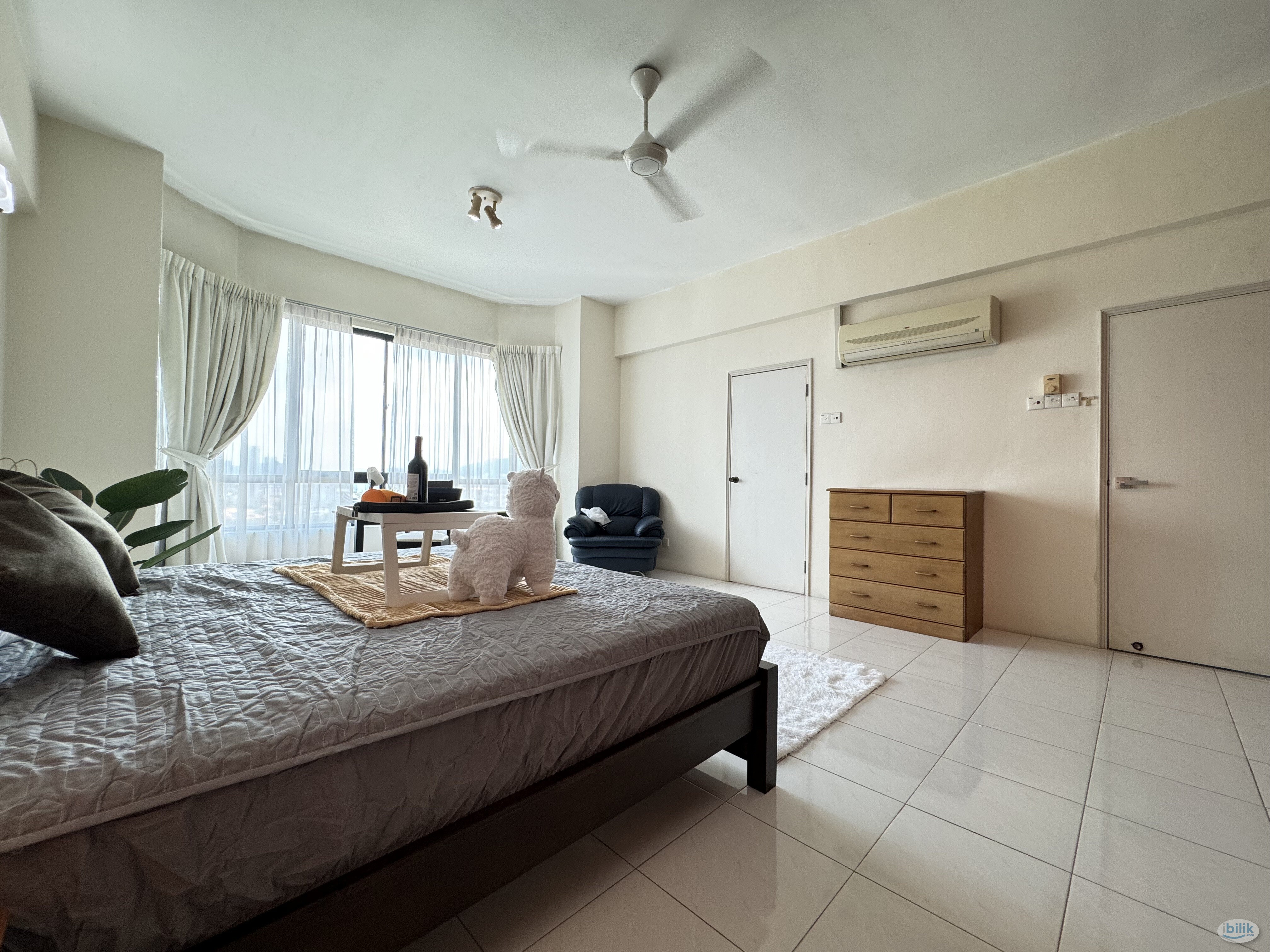🔥PREMIUM MASTER KING ROOM 🔥@ Gurney Pulau Tikus Area - Image 3