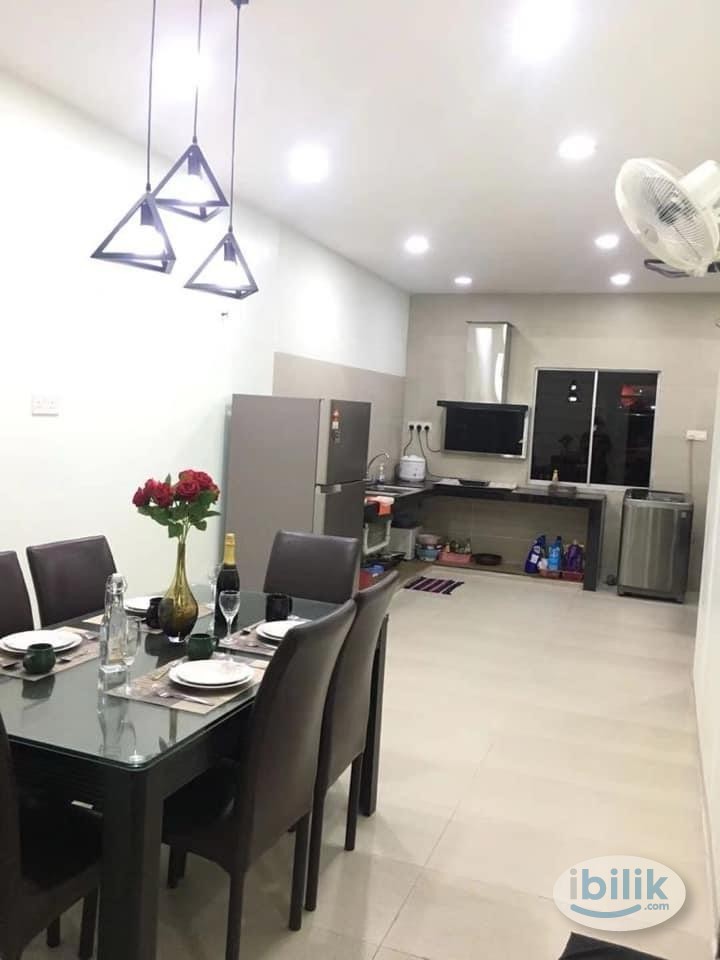 Middle Room at Kapar, Klang - Image 3