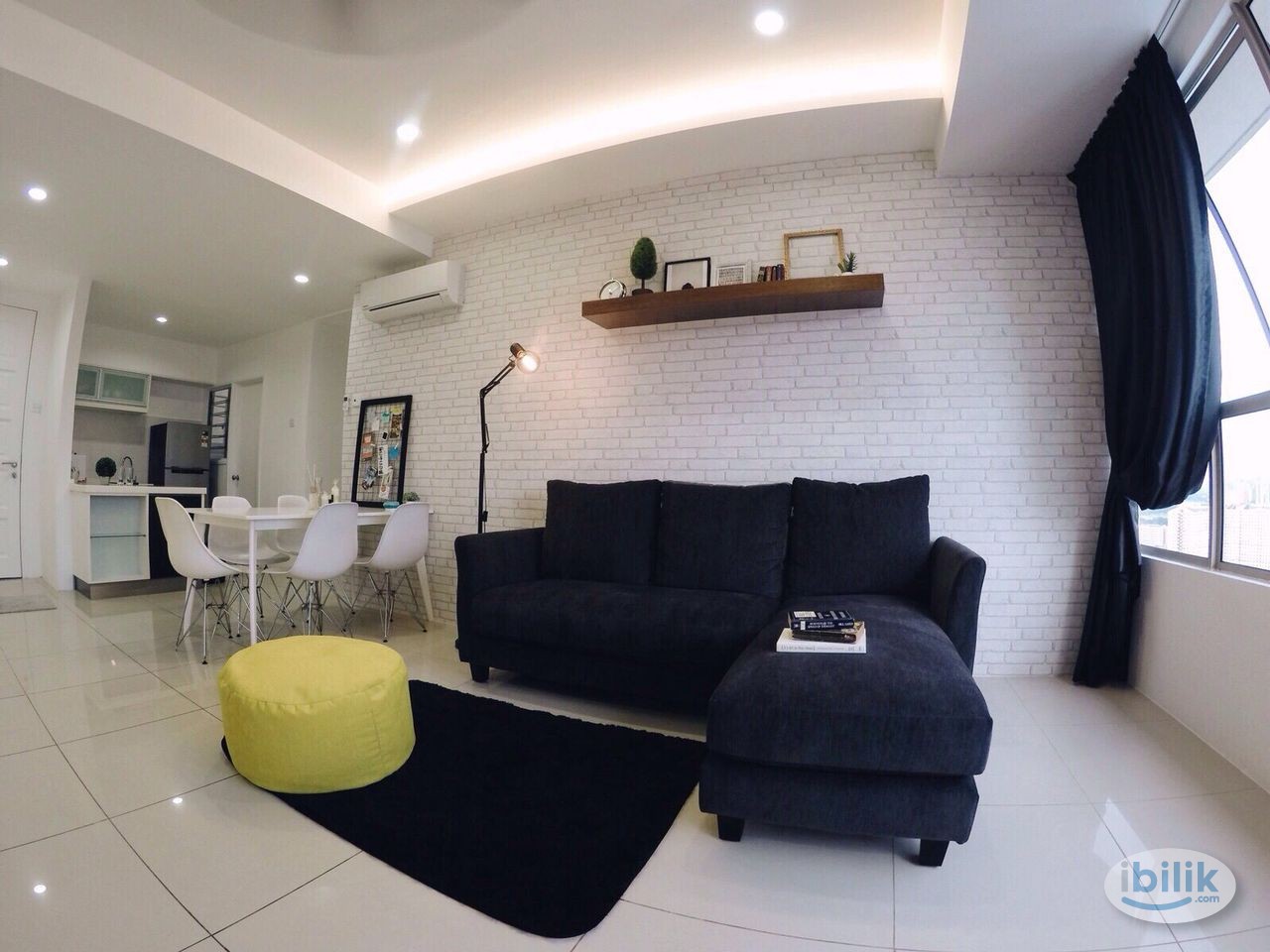 Middle Room at Birch The Plaza, Georgetown - Image 1