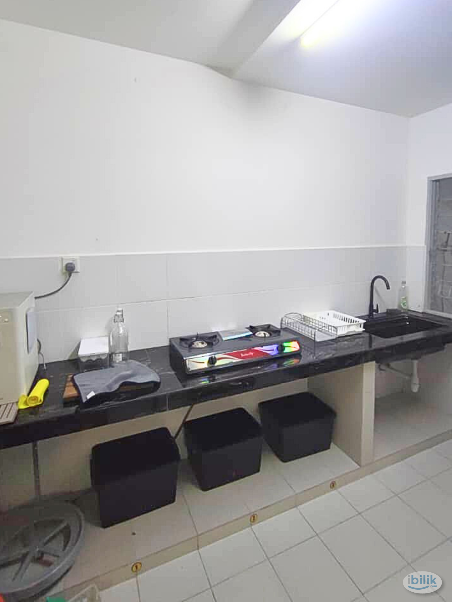 Middle Room at Anggerik Aranda, Kota Kemuning - Image 4