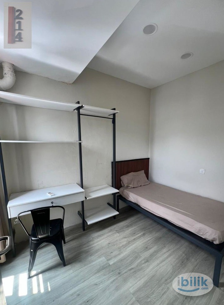you can living an urban private room @t 🚝🚆nearby USJ 21 LRT station and USJ township. - Image 1