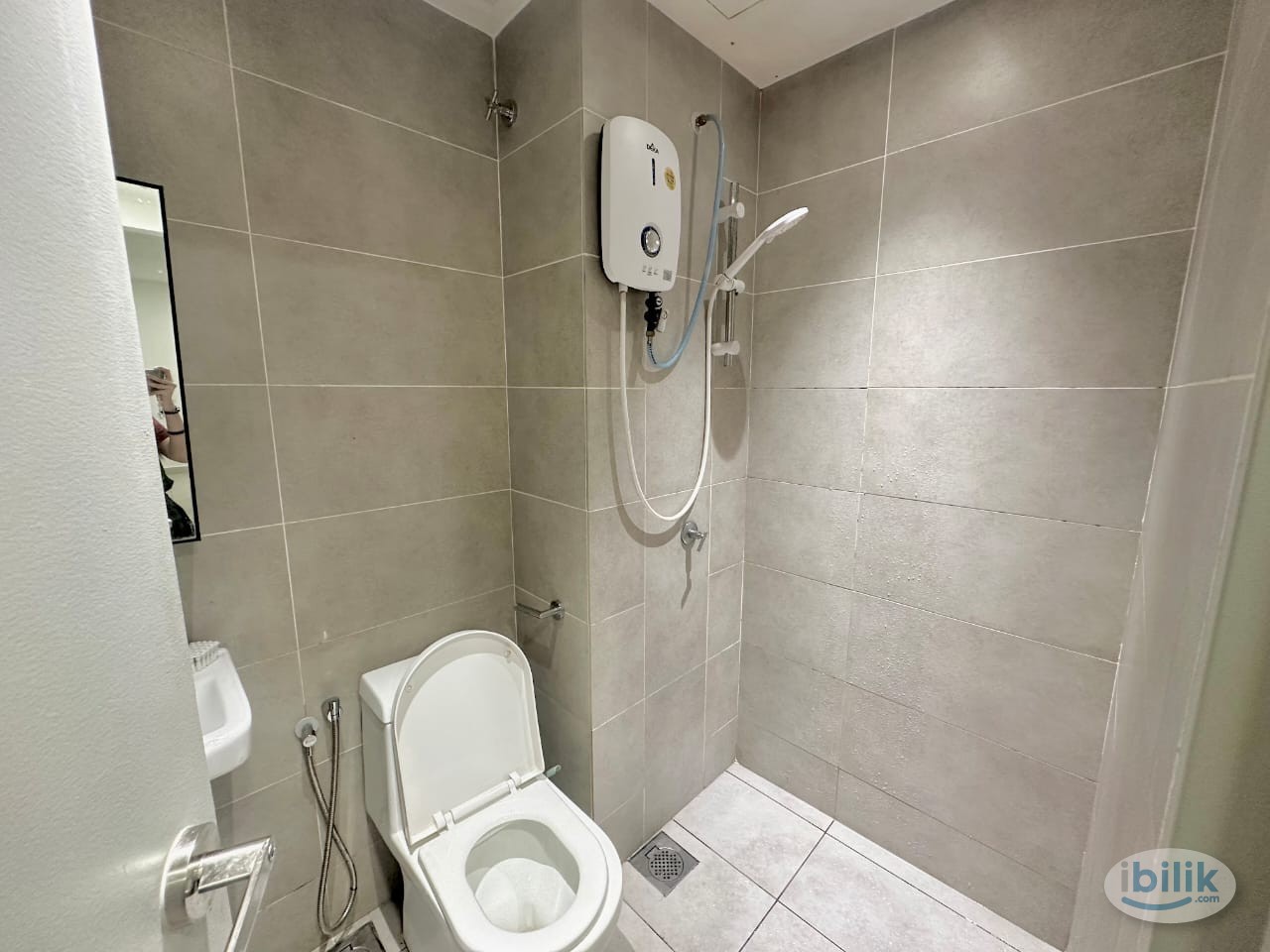 Master Room at DK Impian, Shah Alam - Image 4