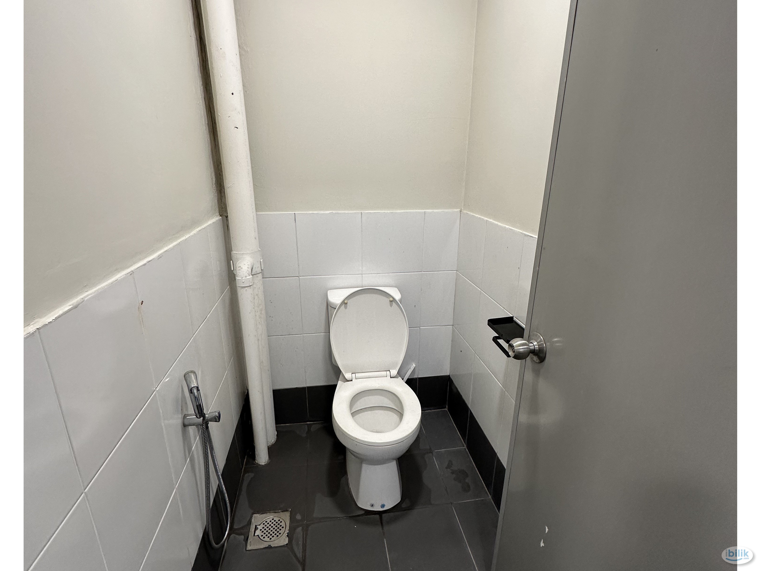 🏠USJ21 Fully furnished - Middle Room + Near LRT🚝, Mall, Easy access - Image 2